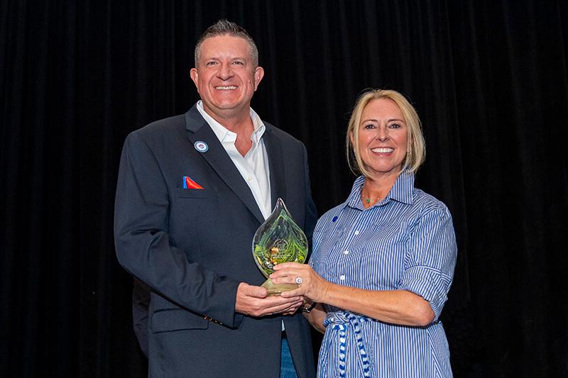 David Johnson receiving the Regents' Award